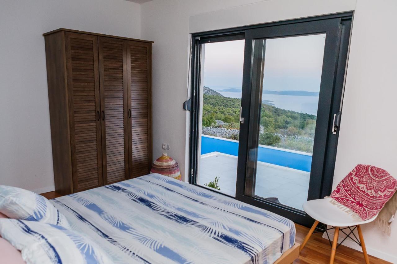 Villa Zlatno Sunce In The Hills Near Trogir Vrsine Kültér fotó