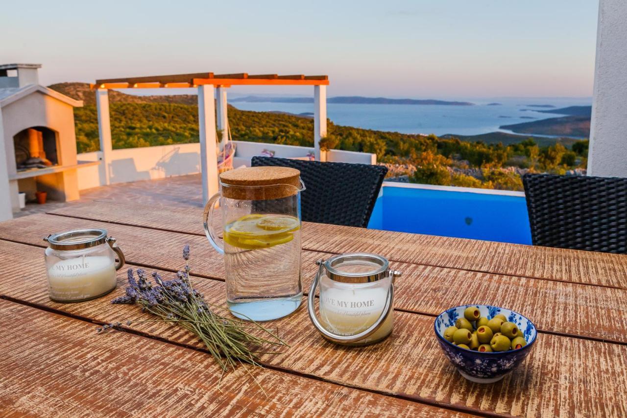 Villa Zlatno Sunce In The Hills Near Trogir Vrsine Kültér fotó